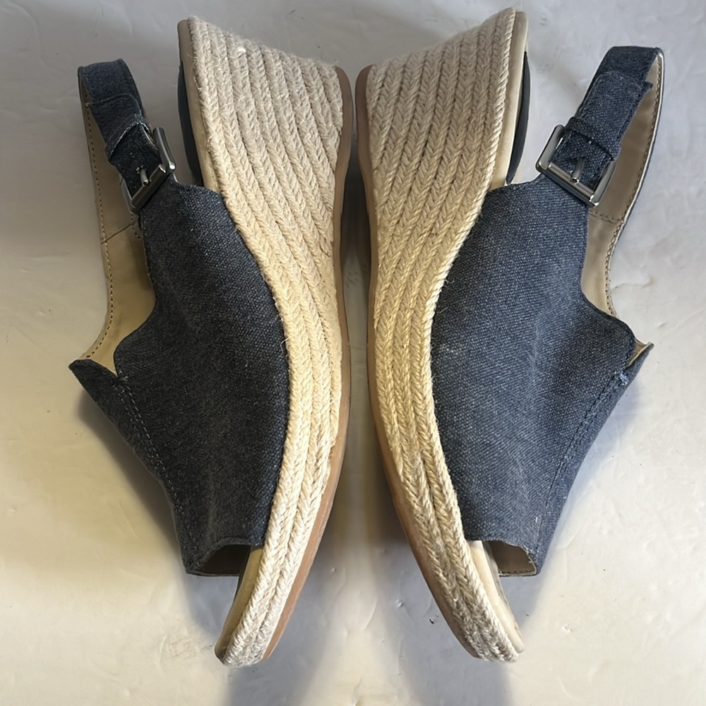 B.O.C. open toe denim wedge sling back sandals - Picture 4 of 10